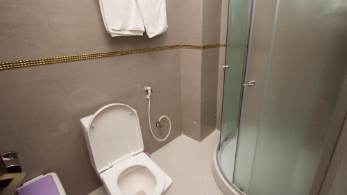 Yinm Furnished Apartment image 33