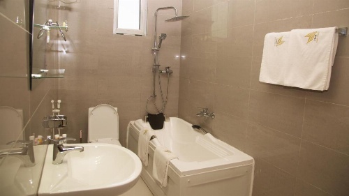 Yinm Furnished Apartment image 39